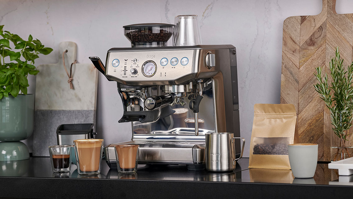 the Barista Express™ Impress 
