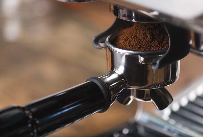 coffee in grinder 