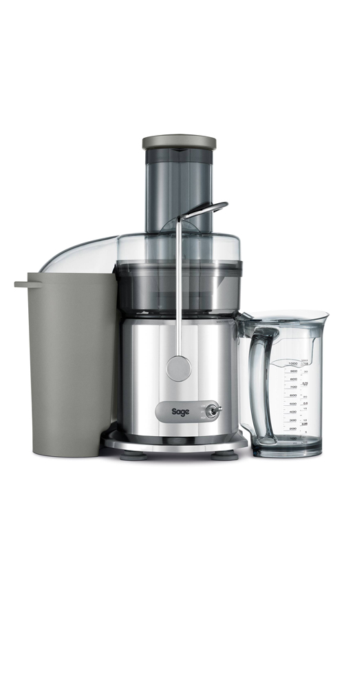 the Nutri Juicer® in silver 1l juice jug with froth separator